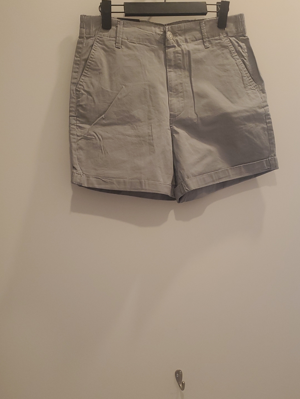 Kensie Light Gray Bermuda Shorts